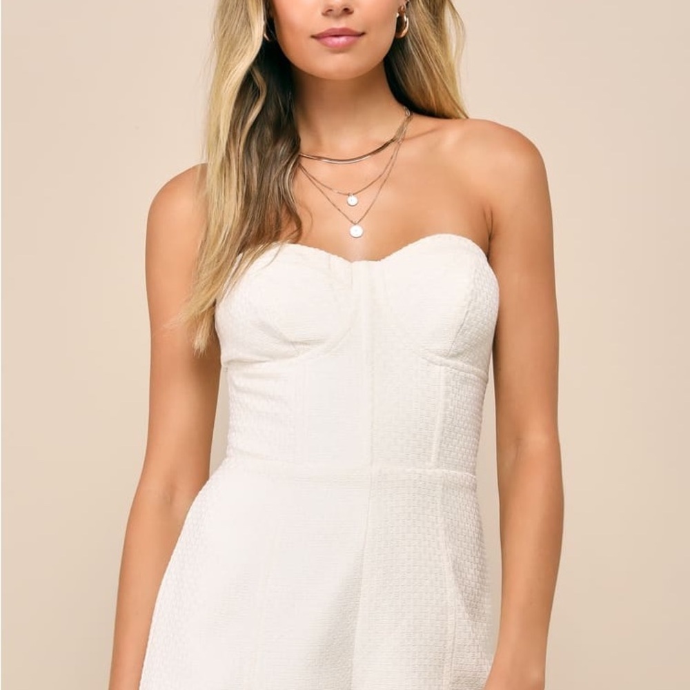 Lulus Expression Cream Jacquard Strapless Bustier Romper NWT Size Small